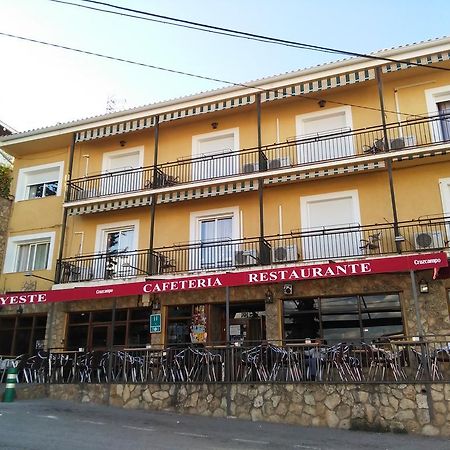 Hotel Yeste Exterior foto