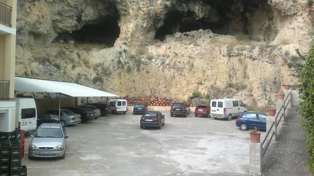 Hotel Yeste Exterior foto