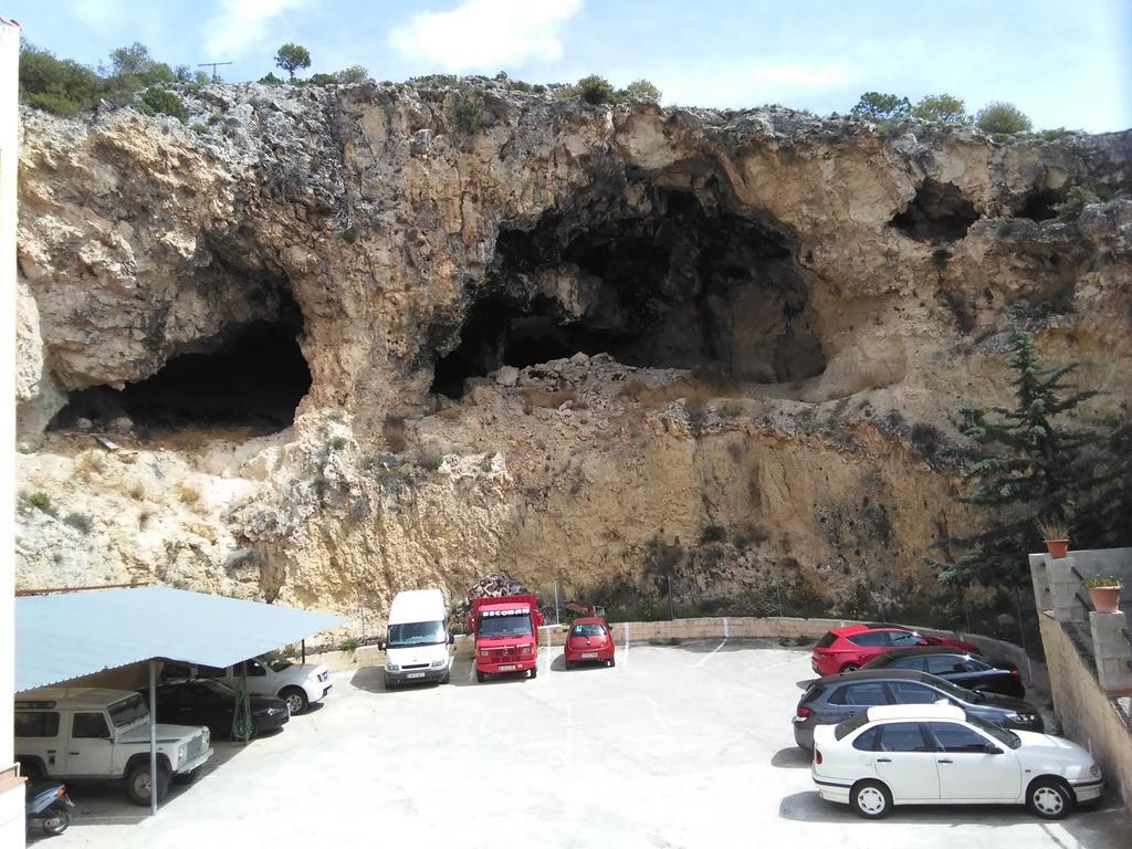 Hotel Yeste Exterior foto