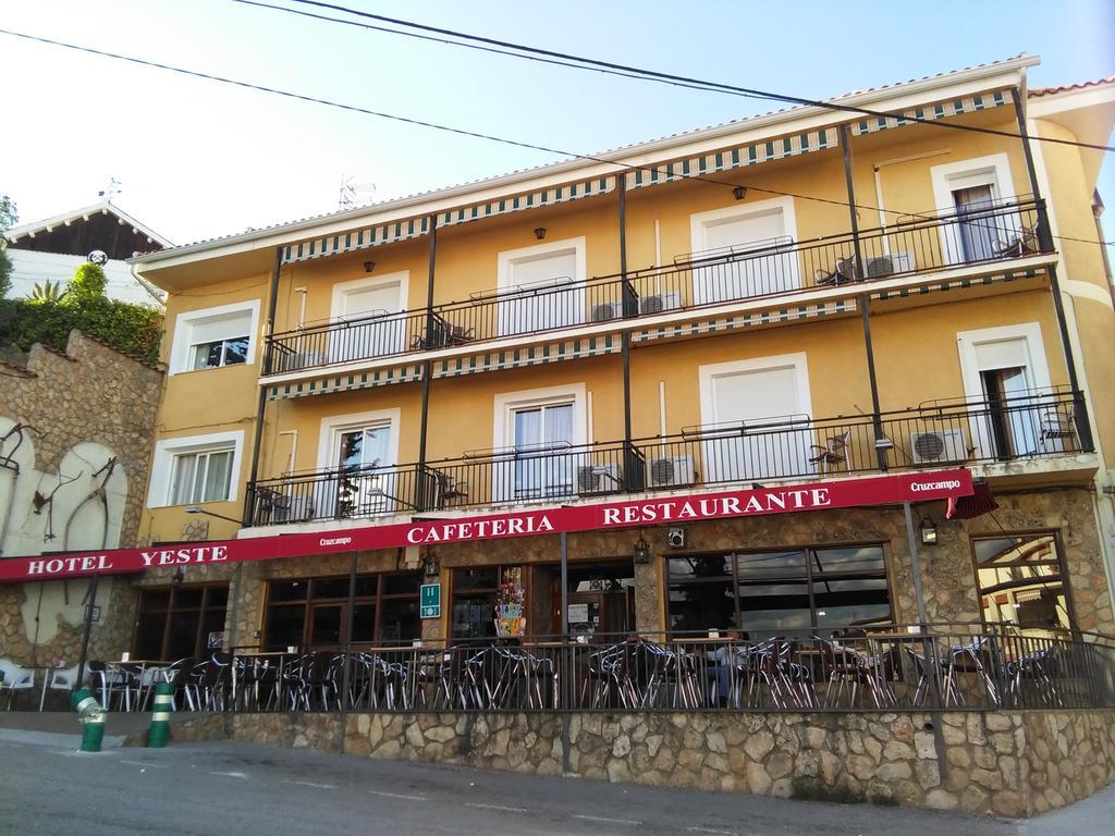 Hotel Yeste Exterior foto