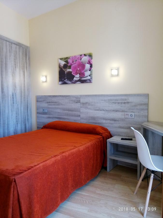 Hotel Yeste Exterior foto